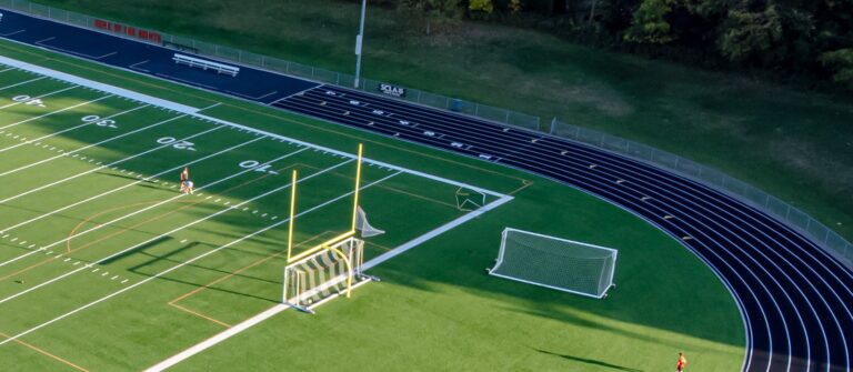 Tennessee climbs to No. 14 in AP poll after Arkansas comeback